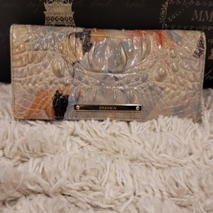 Brahmin wallet